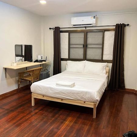 Go Inn Sao Chingcha - โกอินน์ เสาชิงช้า Bangkok Exterior photo
